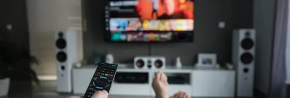 ¿Qué mejora más tu experiencia en casa: una mejor TV o mejor audio?