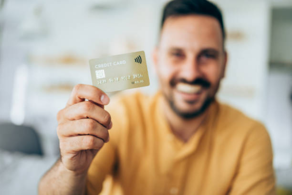 Tipos de tarjetas de crédito: cuál se adapta mejor a tu perfil financiero