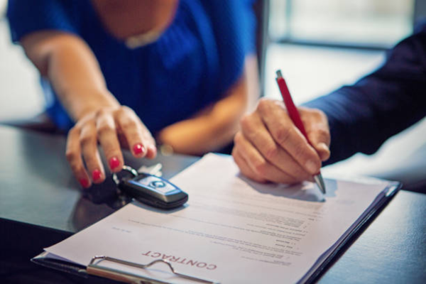 Cómo calcular el costo real de un crédito automotriz antes de firmar